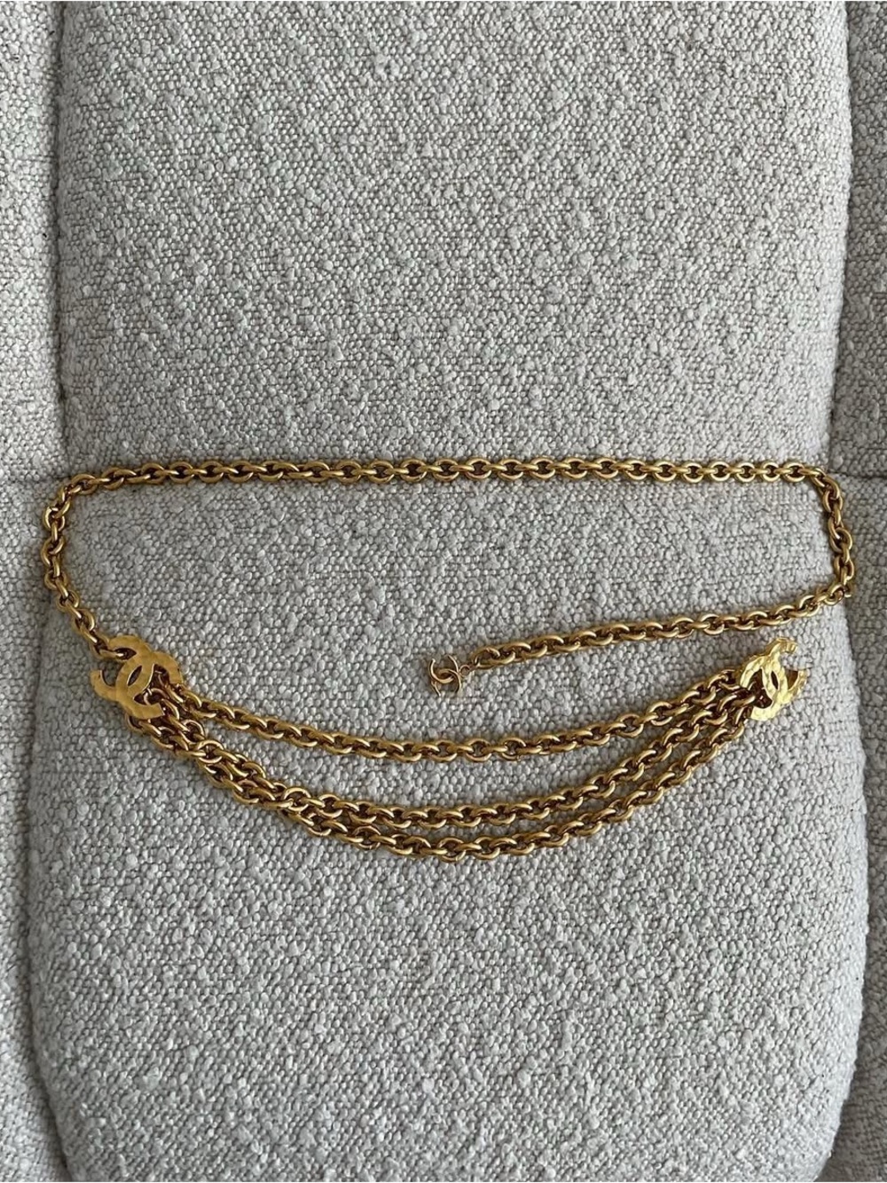 90's CHANEL Gold Triple Chain Vintage Belt Authentic